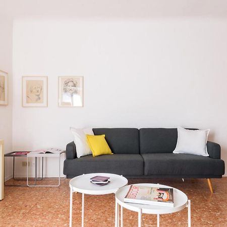 Siri Master Guest Apartment Милан Экстерьер фото