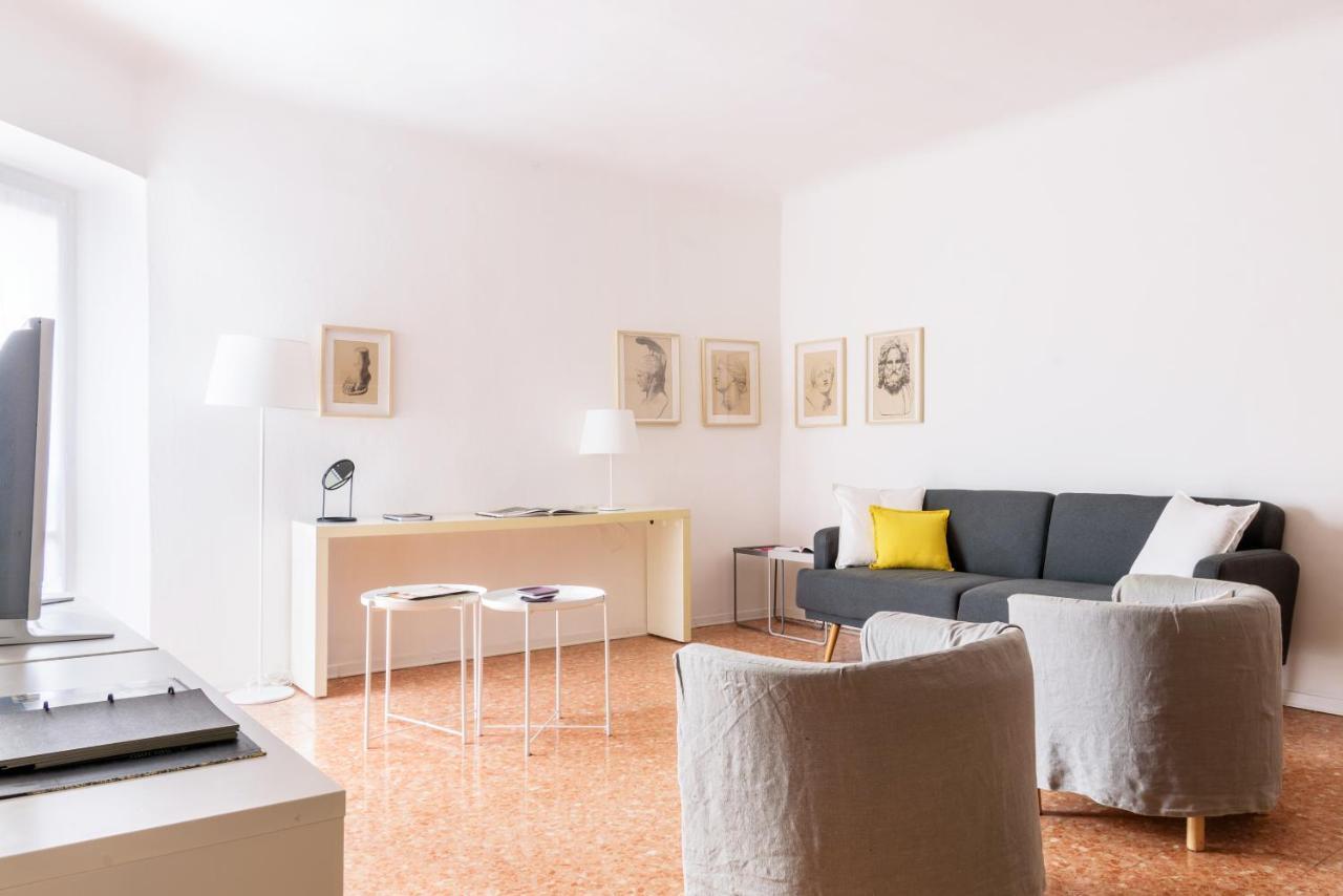 Siri Master Guest Apartment Милан Экстерьер фото