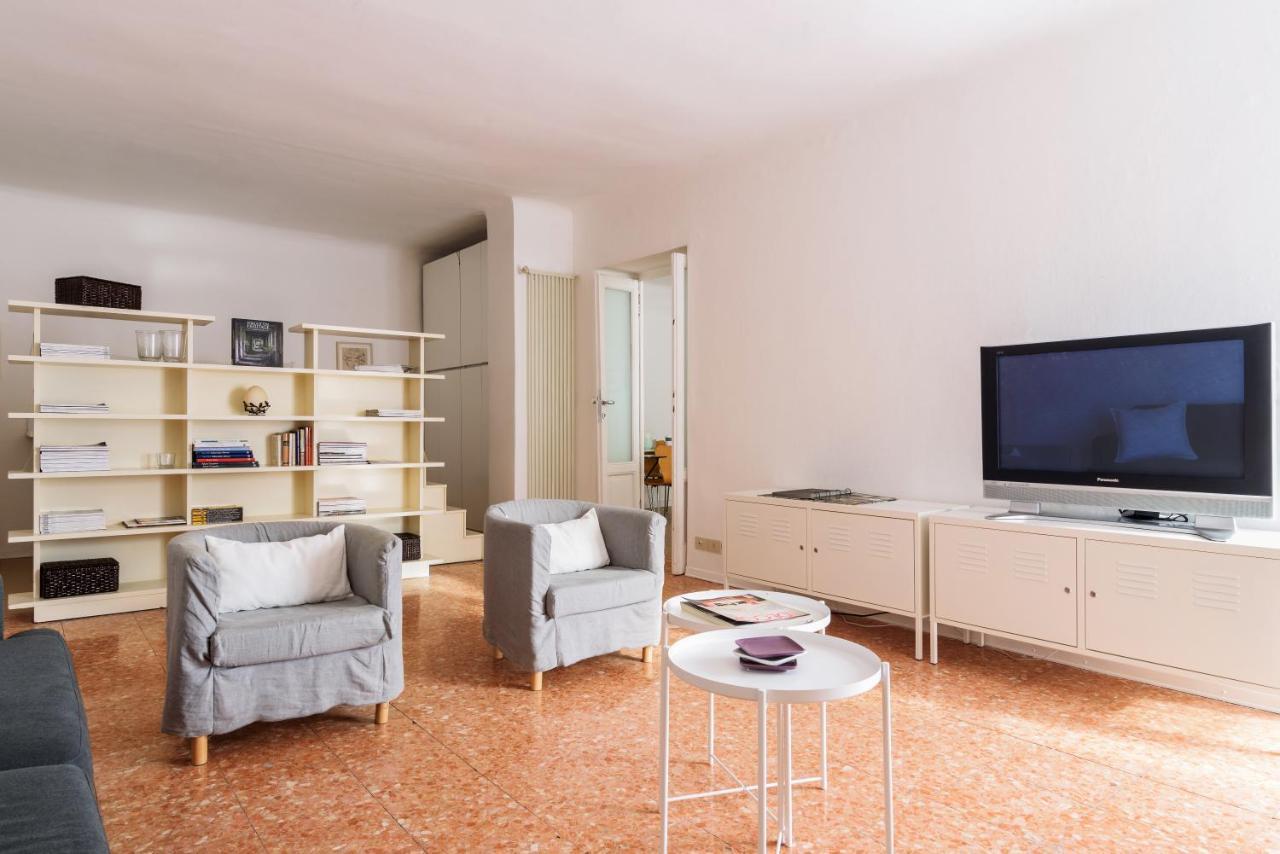 Siri Master Guest Apartment Милан Экстерьер фото